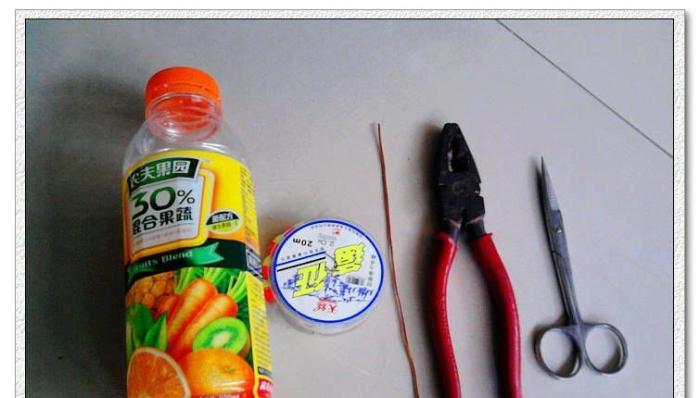 利用空饮料瓶制作传统钓打窝器