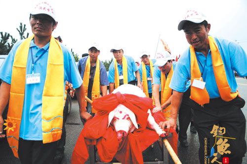 新华社摄影师镜头中的渔民文化节