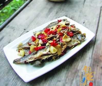 [今日菜谱]五香酥鱼